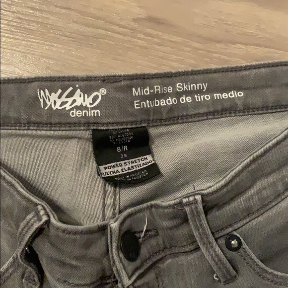 Jeans - Picture 2 of 2